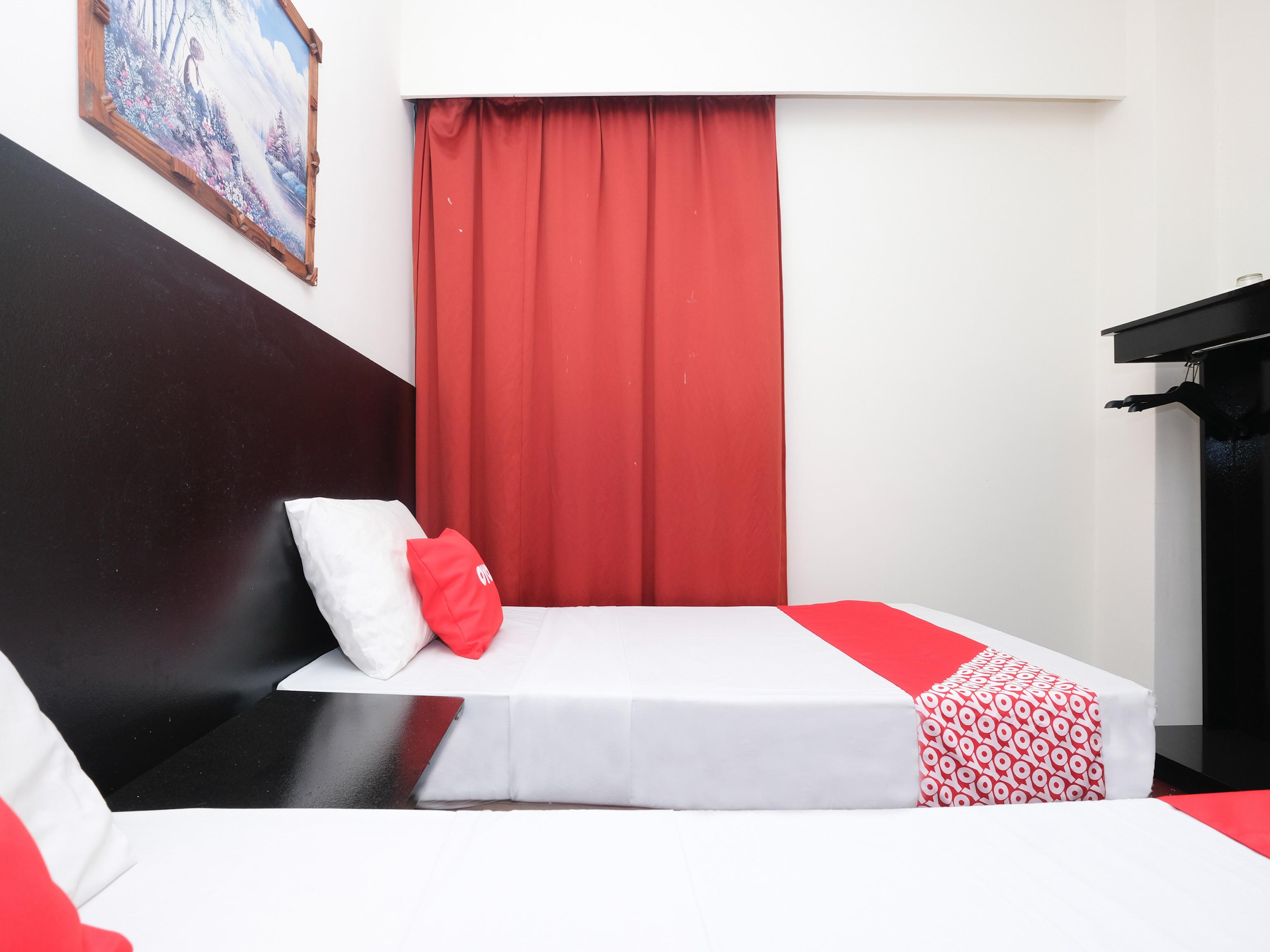 Hotel Sri Sutra - Sungai Buloh Петалінг-Джая Екстер'єр фото