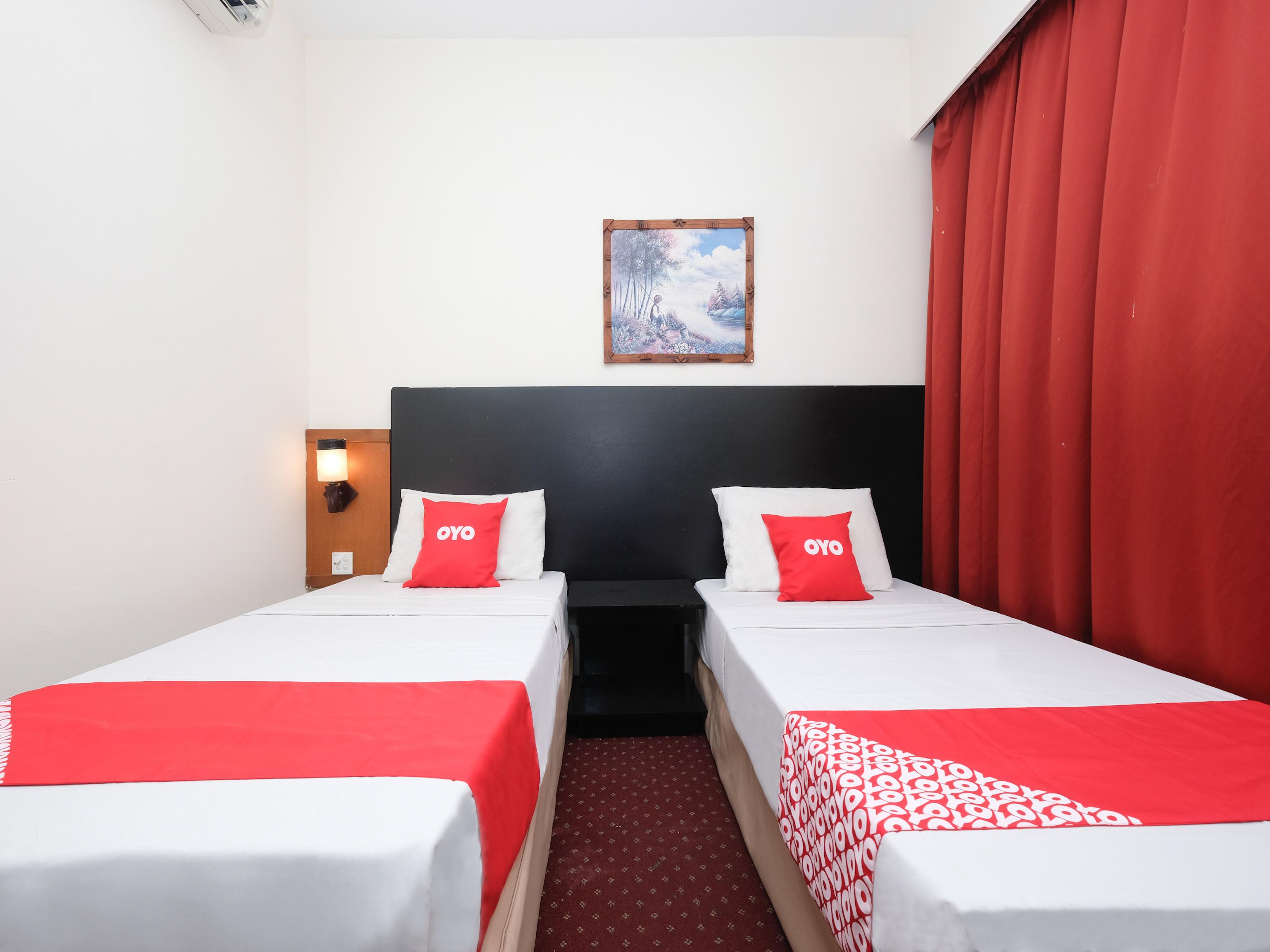 Hotel Sri Sutra - Sungai Buloh Петалінг-Джая Екстер'єр фото